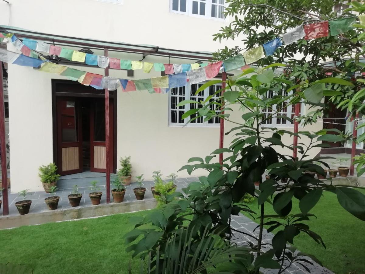 Hotel Chhimeki Kathmandu Exterior photo